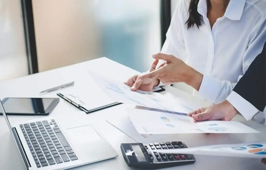 Why Customer Support Still Matters in an Online Loan World